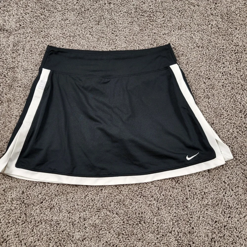 Nike Womens Dri-Fit Border Tennis Skort Black White Built-In Shorts 405188 Sz XS